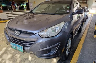 Selling Grey Hyundai Tucson 2011 in Manila