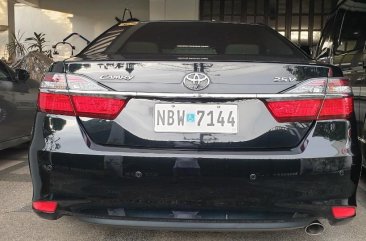 Selling Black Toyota Camry 2016 in Quezon 