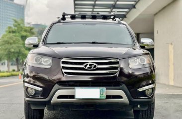 Silver Hyundai Santa Fe 2012 for sale in Makati 