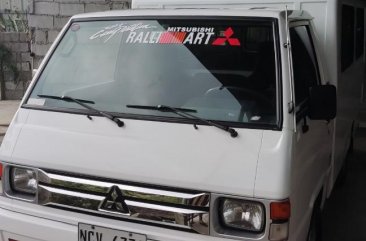 Selling White Mitsubishi L300 2018 in Marilao