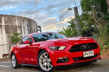 Selling Red Ford Mustang 2015 in Angeles