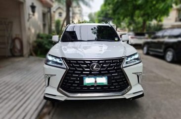 Pearl White Lexus LX 570 2011 for sale in Quezon 
