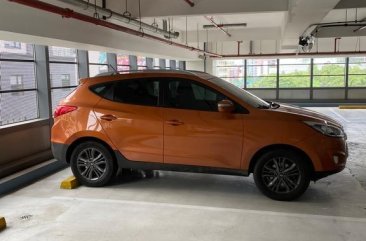 Orange Hyundai Tucson 2014 for sale in Automatic