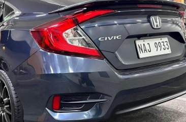 Sell Grey 2018 Honda Civic in Marikina