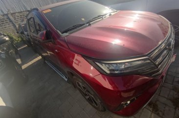 Selling Red Toyota Rush 2020 in Makati