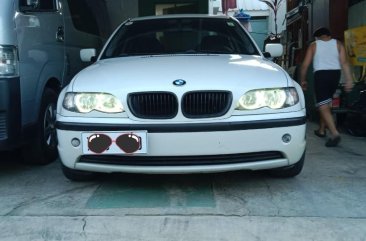 White BMW 318I 2004 for sale in General Trias