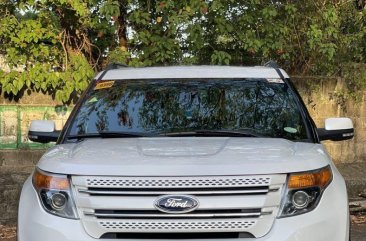 White Ford Explorer 2015 for sale in Parañaque