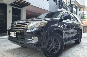 Black Toyota Fortuner 2015 for sale in Quezon 