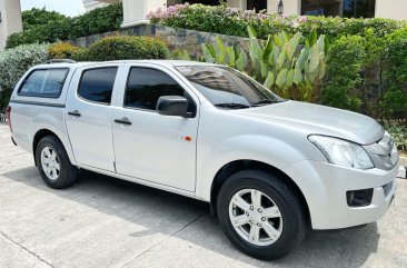 Selling Silver Isuzu D-Max 2016 in Las Piñas