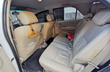 White Toyota Fortuner 2007 for sale in Caloocan 