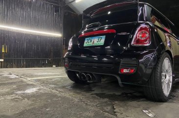 Selling Black Mini Cooper 2011 in Las Piñas