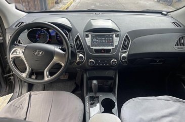 Grey Hyundai Tucson 2010 for sale in Bacoor