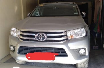 Silver Toyota Hilux 2017 for sale in Quezon 
