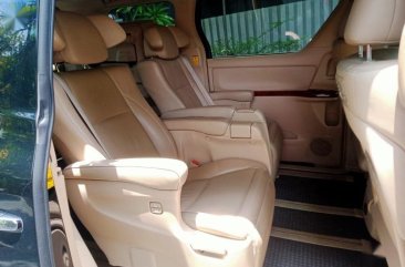 Sell Black 2011 Toyota Alphard in Taguig