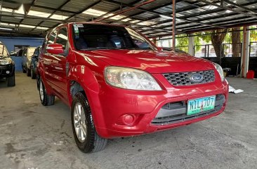 Selling Red Ford Escape 2010 in Las Piñas