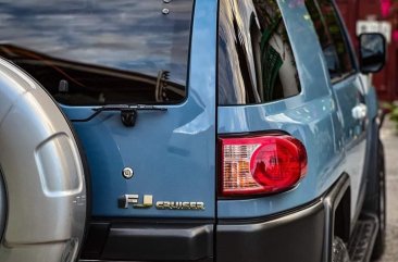 Blue Toyota Fj Cruiser 2015 for sale in Manila