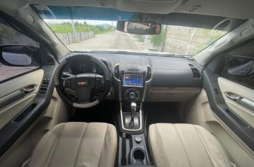 Sell White 2013 Chevrolet Trailblazer in Naga