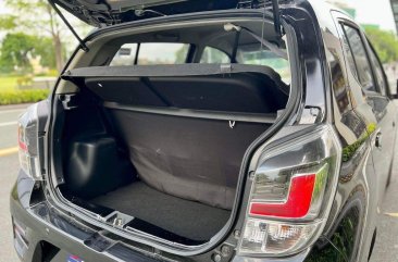 Selling Black Toyota Wigo 2021 in Makati