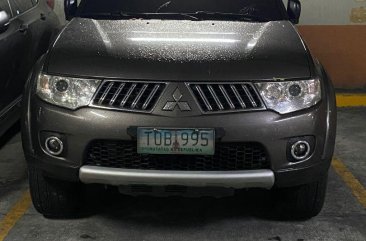 Selling Grey Mitsubishi Montero 2012 in Manila