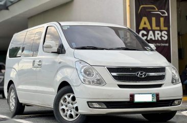 Selling White Hyundai Grand starex 2011 in Makati