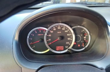 Sell White 2014 Mitsubishi Strada in Makati