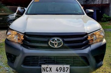 Selling White Toyota Hilux 2016 in Caloocan