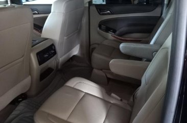 Black Chevrolet Suburban 2020 for sale in Automatic