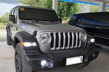 Silver Jeep Wrangler 2019 for sale in Automatic