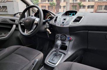 White Ford Fiesta 2017 for sale in Automatic