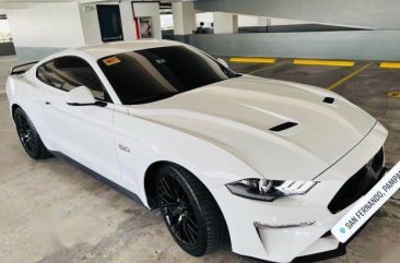 Sell White 2019 Ford Mustang in Manila