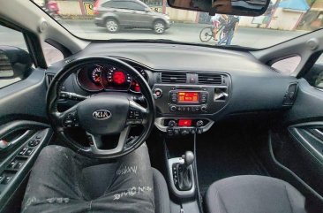 Sell Purple 2014 Kia Rio in Las Piñas