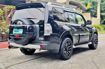 Selling Purple Mitsubishi Pajero 2010 in Bacoor