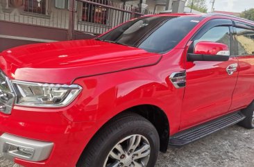 Selling Purple Ford Everest 2016 in Marikina