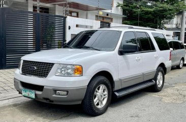 Sell Purple 2003 Ford Expedition in Pasig