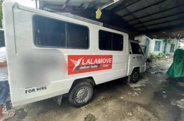 Selling Purple Mitsubishi L300 2014 in Manila