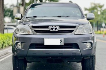 Sell Purple 2006 Toyota Fortuner in Makati