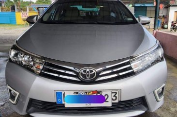 Sell Purple 2014 Toyota Corolla altis in Manila