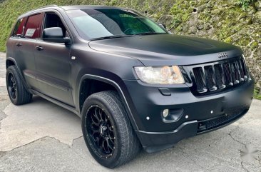 Selling Silver Jeep Cherokee 2013 in Pasig