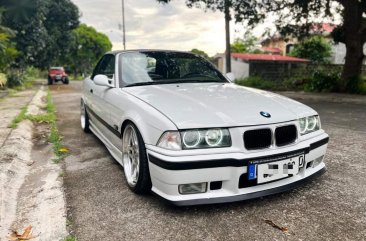 Sell Purple 2022 Bmw 318I in Quezon City