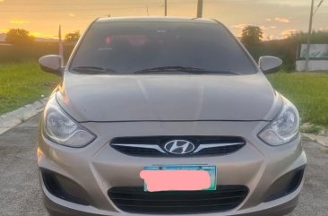 Selling Purple Hyundai Accent 2012 in Caloocan