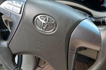 Purple Toyota Innova 2014 for sale in Automatic