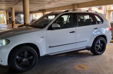 Sell Purple 2009 Bmw X5 in Taguig