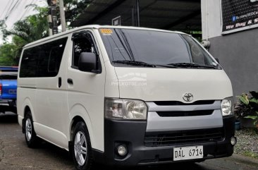 2019 Toyota Hiace  Commuter 3.0 M/T in Caloocan, Metro Manila