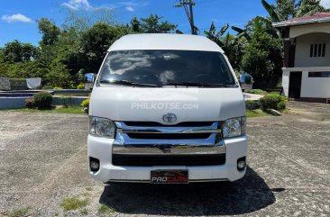 2017 Toyota Hiace Super Grandia in Manila, Metro Manila