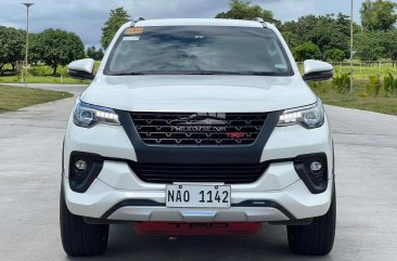 2018 Toyota Fortuner  2.4 V Diesel 4x2 AT in Manila, Metro Manila