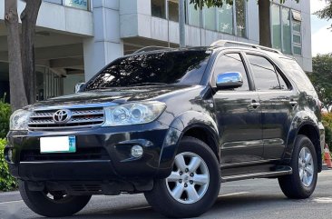 Sell Purple 2010 Toyota Fortuner in Makati