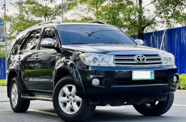 2010 Toyota Fortuner in Makati, Metro Manila