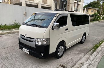 Purple Toyota Hiace 2017 for sale in Manual