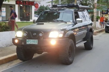 Purple Nissan Patrol 2001 for sale in Automatic