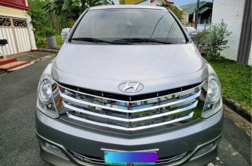 Selling Purple Hyundai Starex 2013 in Quezon City